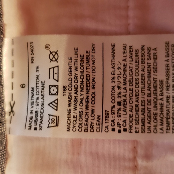 Banana Republic Coral Women's Shorts - Picture 3 of 4